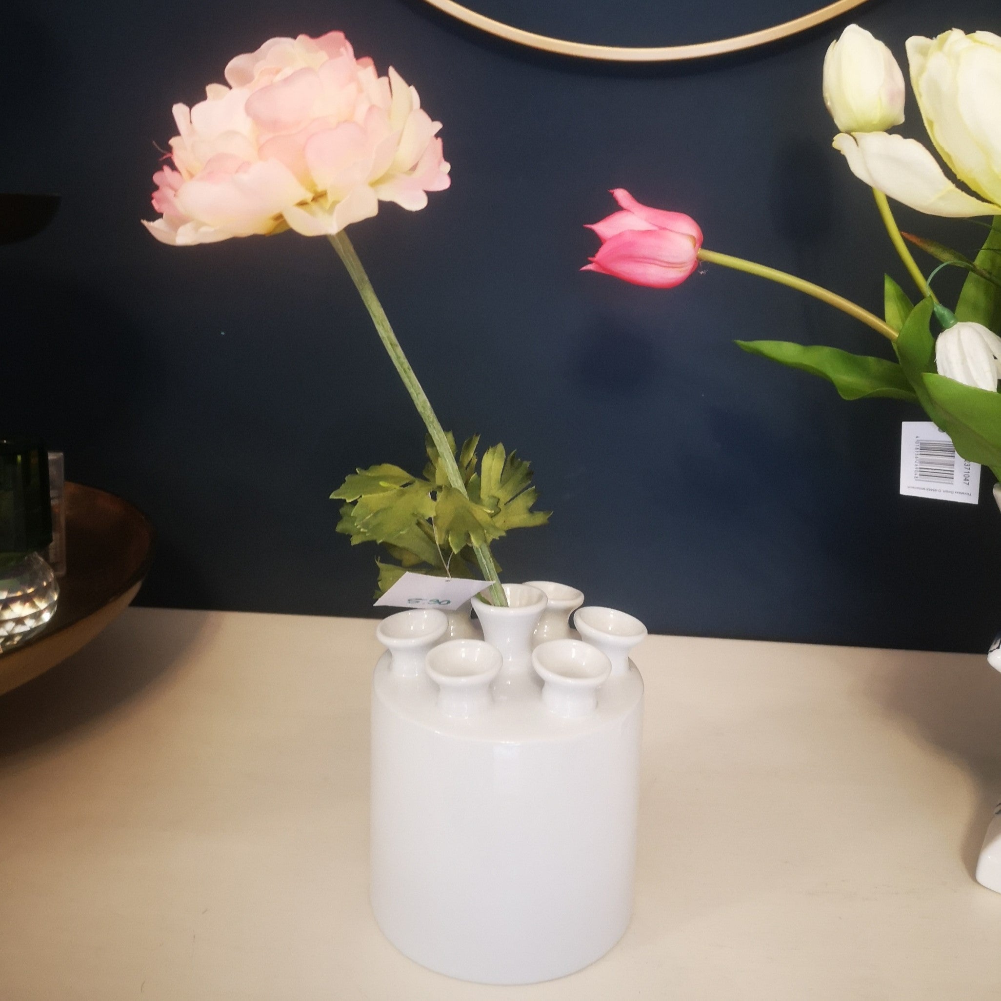 Schlichte weiße Tulpen-Vase, Zylinderform