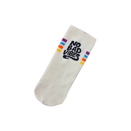 Cremefarbene Sportsocken NO BAD VIBES