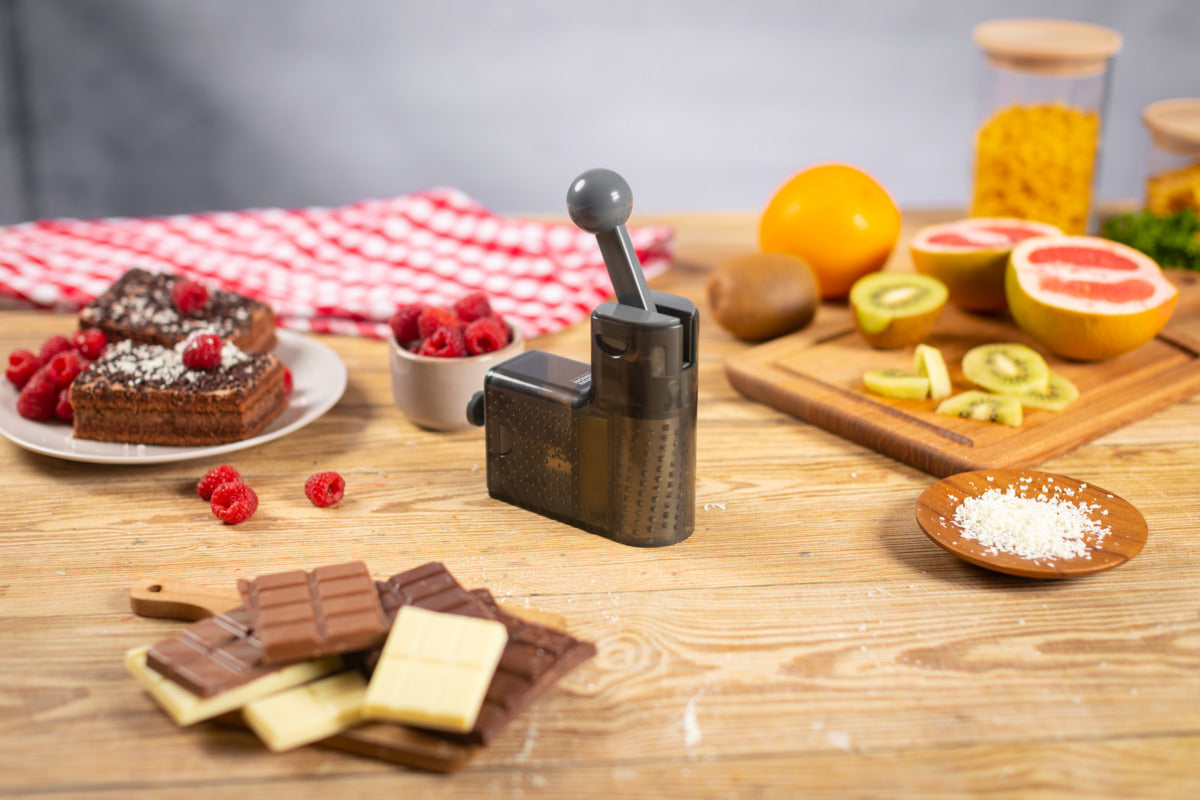Ratschen-Reibe für Käse, Nüsse von Kuhn Rikon