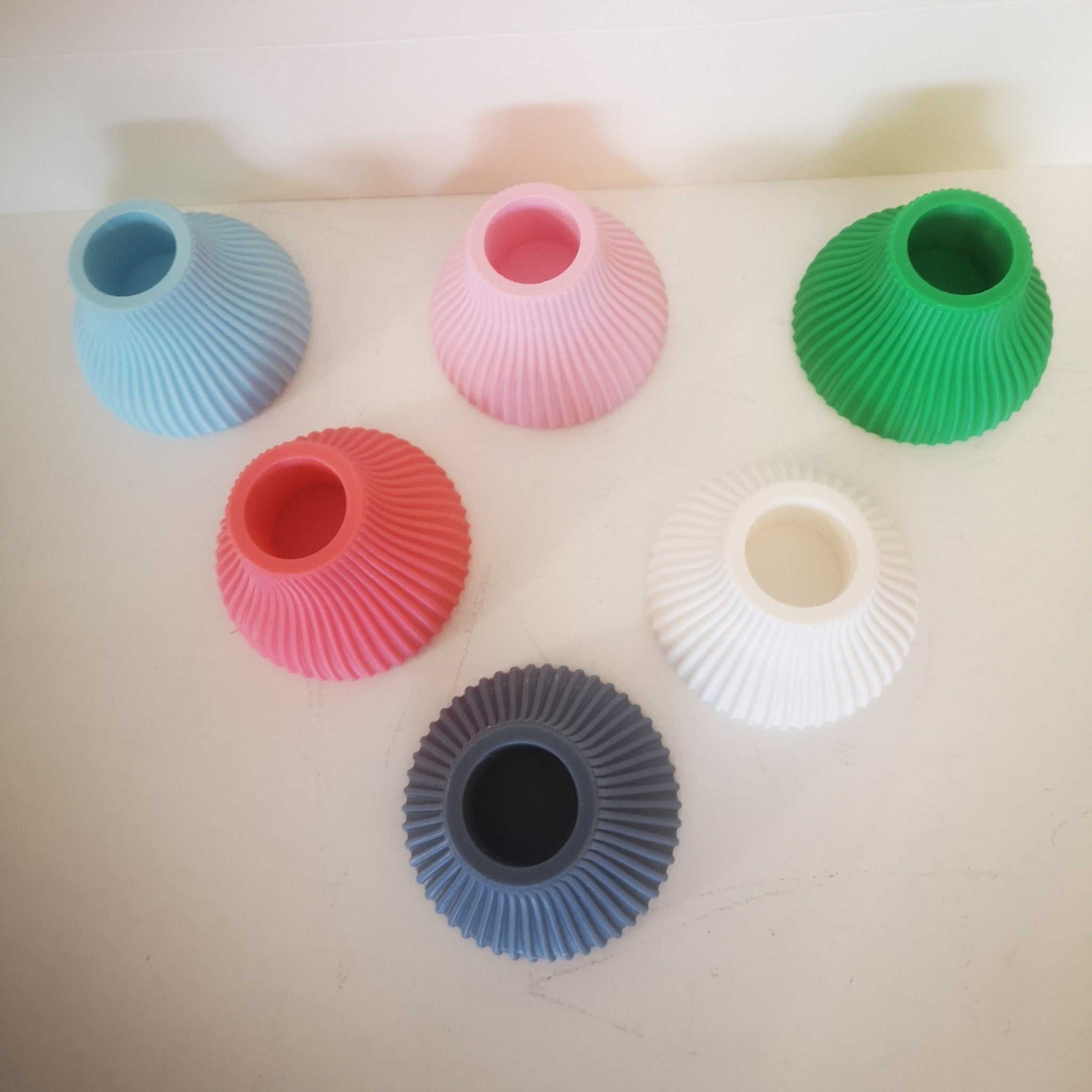 Kleine, bunte Leuchter aus dem 3D Drucker