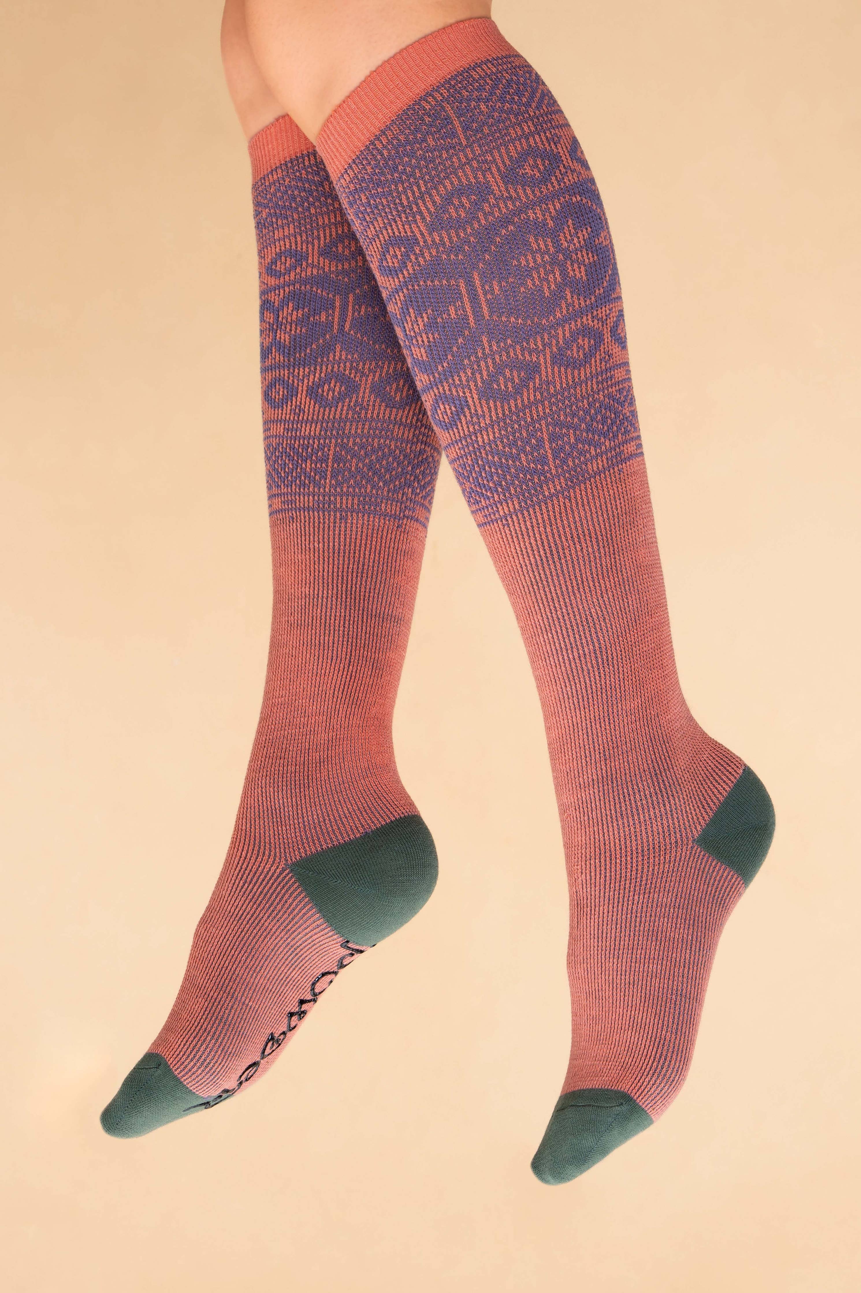 Fair Isle Star Stiefelsocken - Koralle/Flieder