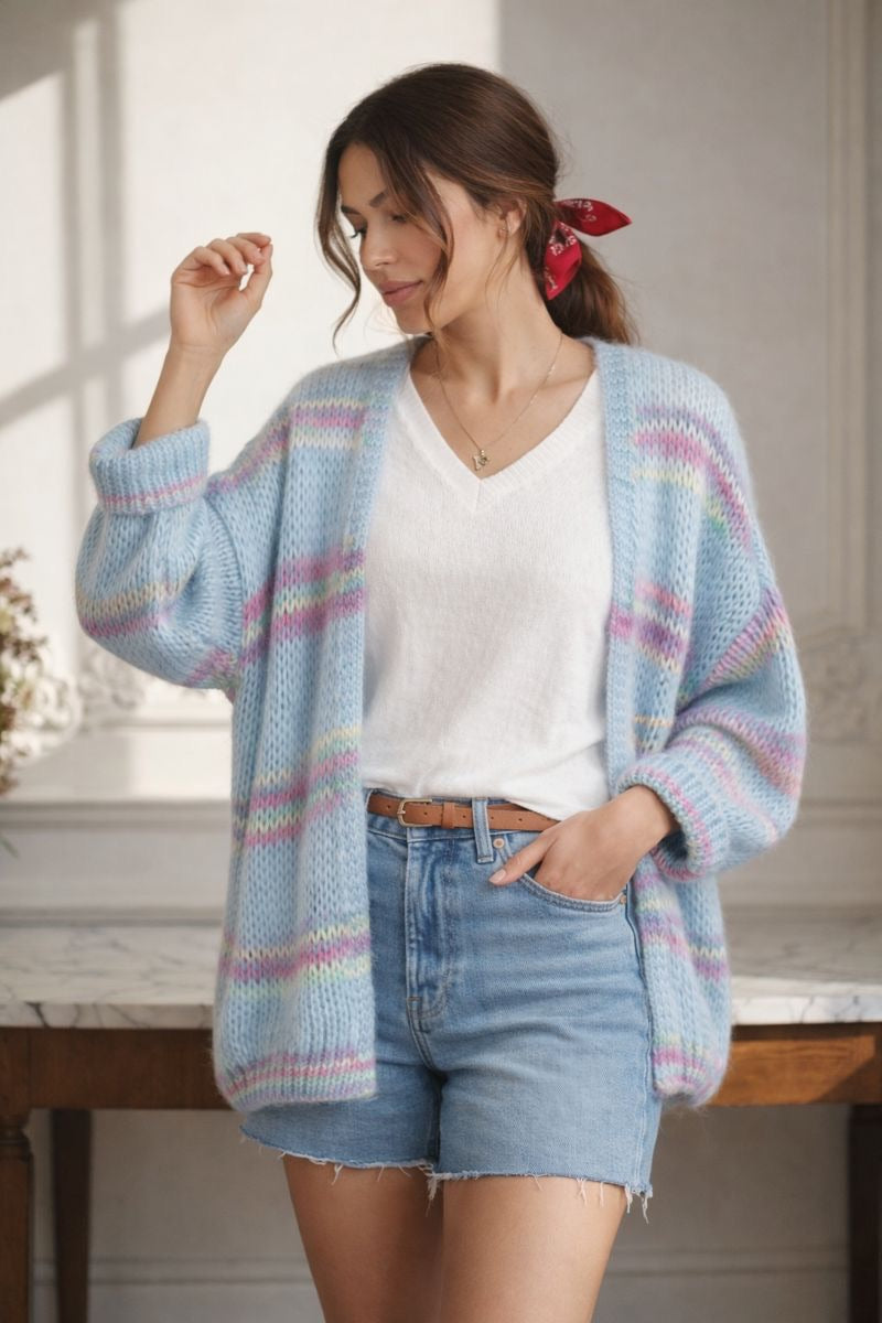 Offene Strickjacke| Hellblau mit Pastell-Streifen