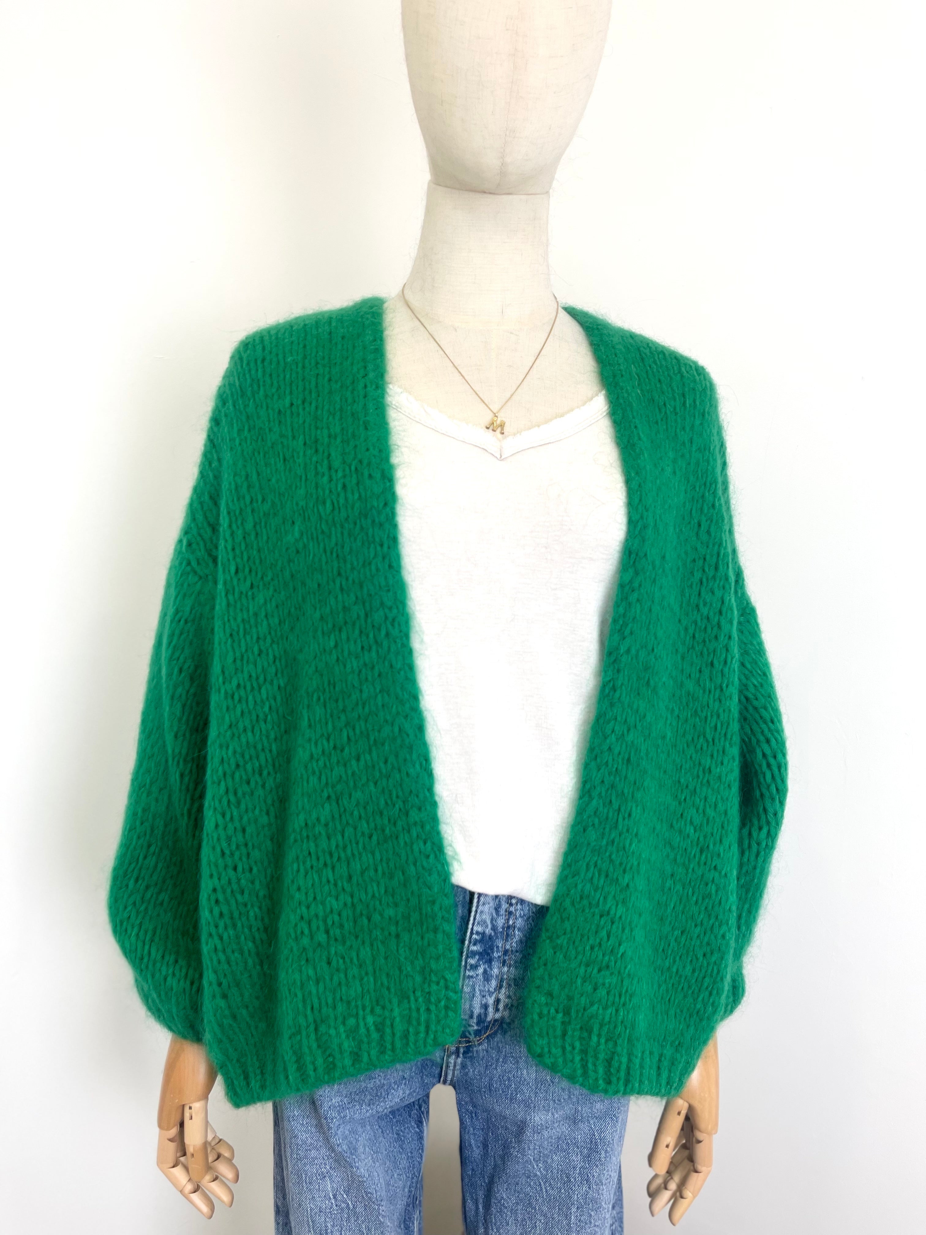 Kurze locker gestrickte Jacke mit Mohair in vielen Farben