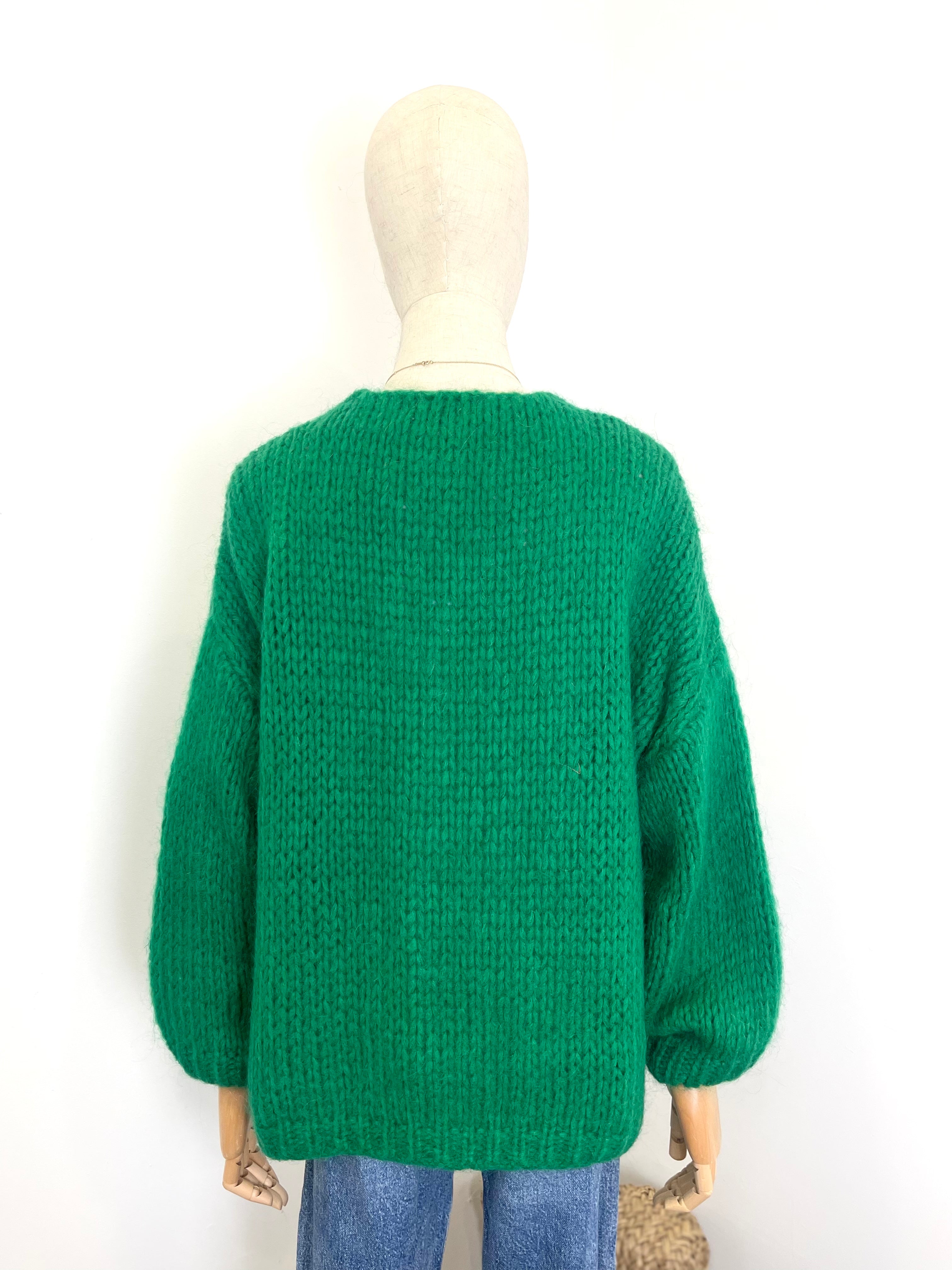 Kurze locker gestrickte Jacke mit Mohair in vielen Farben