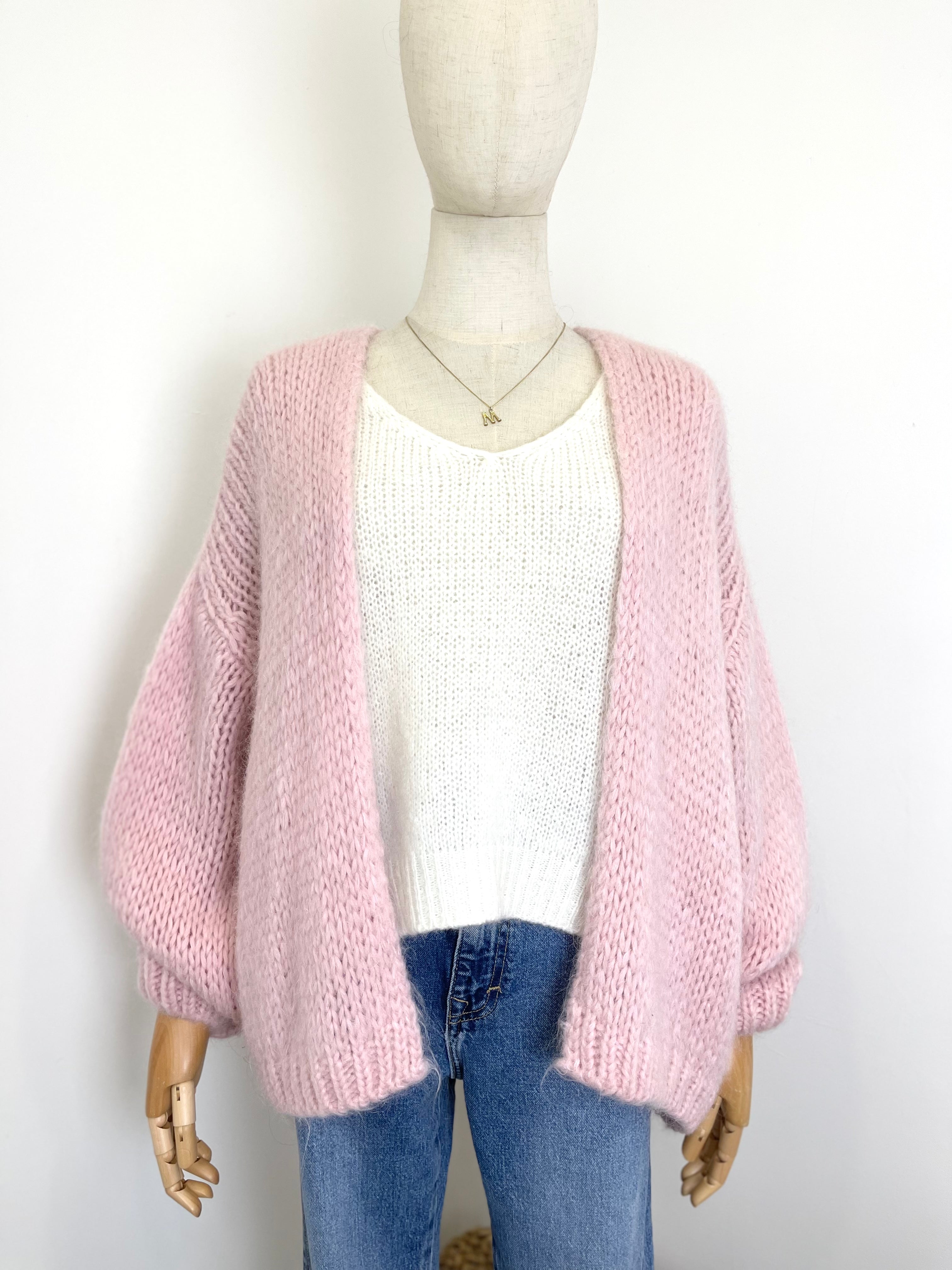 Kurze locker gestrickte Jacke mit Mohair in vielen Farben