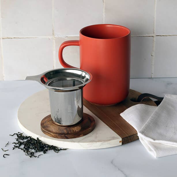 Orange Teetasse mit Sieb+Dekel 
