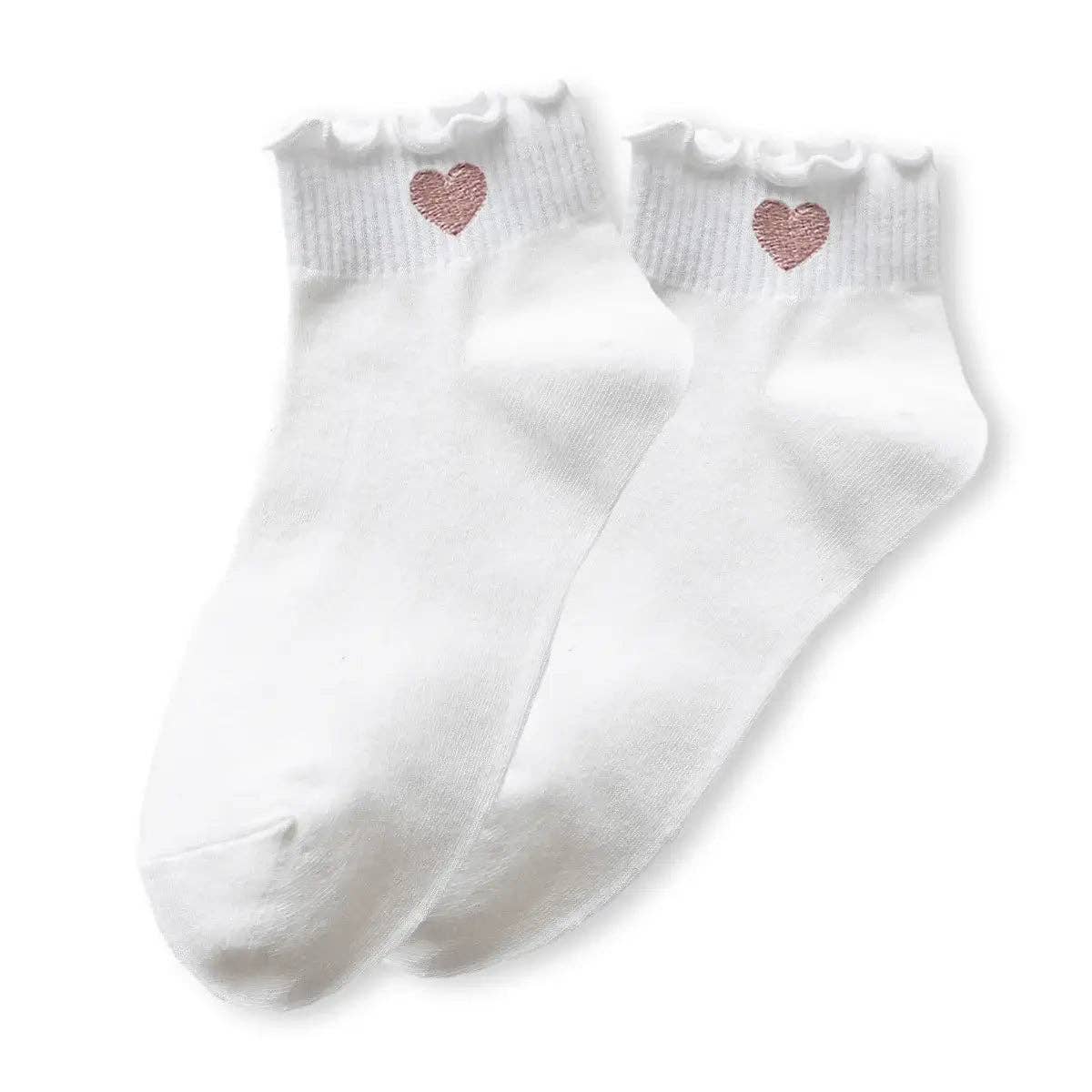Kurze Socken mit Herz und Rüsche