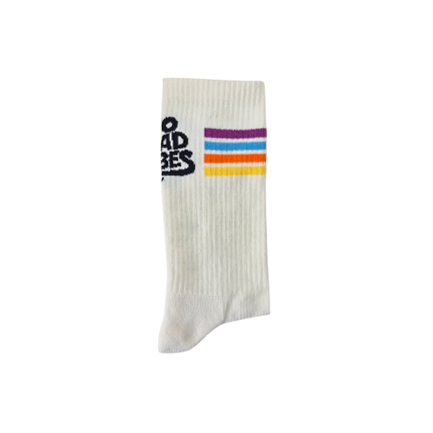 Cremefarbene Sportsocken NO BAD VIBES